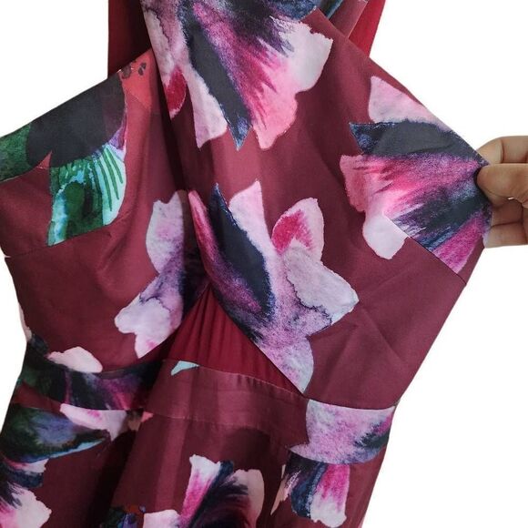 Fame and Partners Red Floral Criss Cross Formal Mini Dress Size 2 EUC - Picture 6 of 14